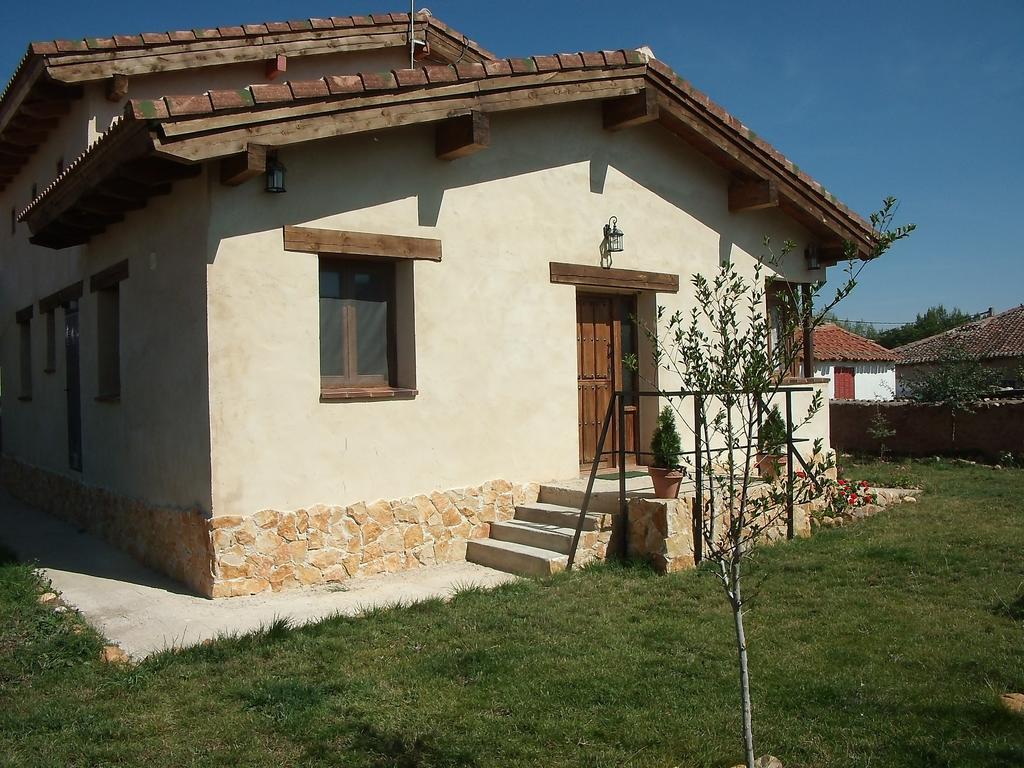 La Casa Del Cartero Pablo Guest House Saldana de Ayllon Eksteriør bilde