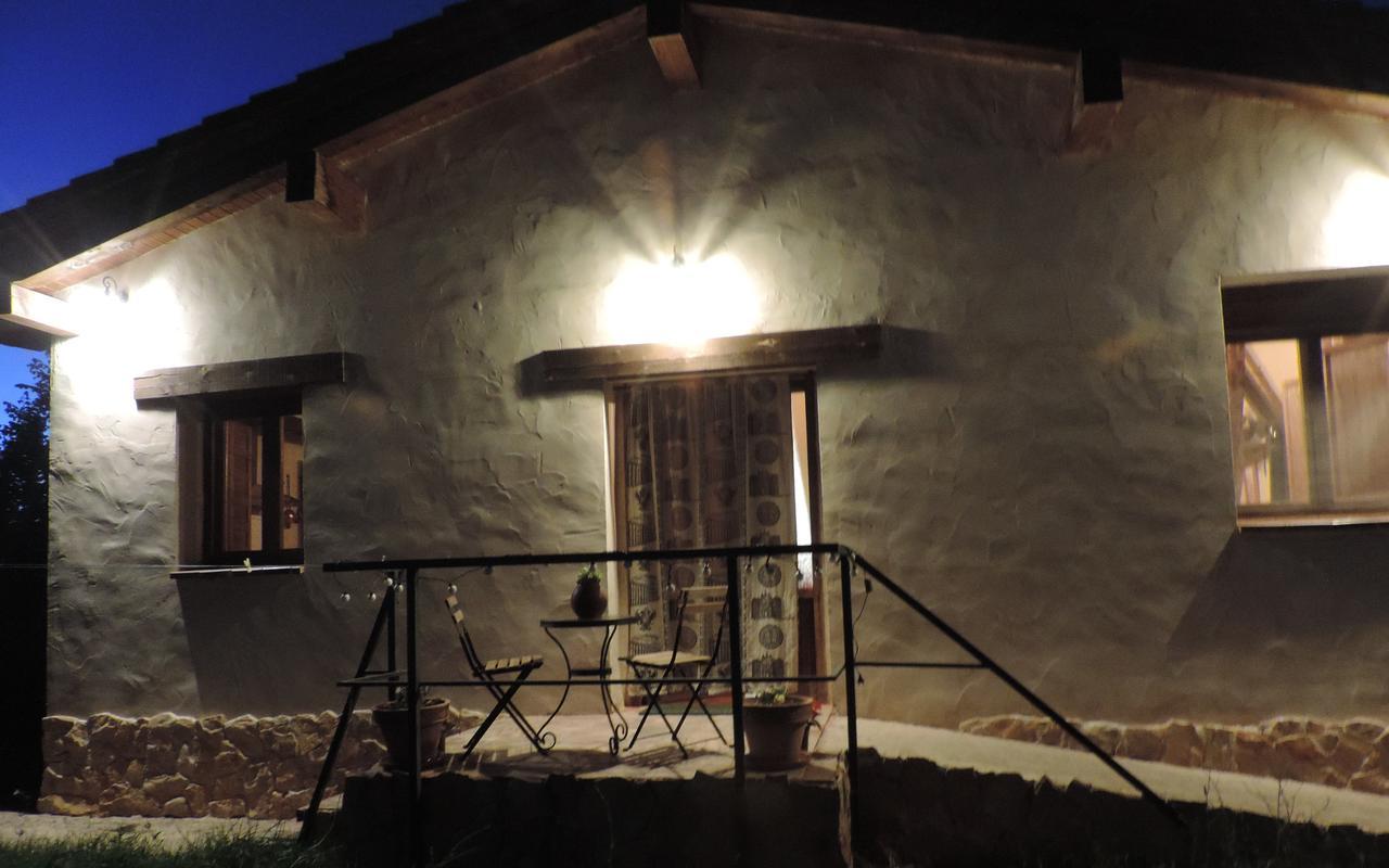 La Casa Del Cartero Pablo Guest House Saldana de Ayllon Eksteriør bilde