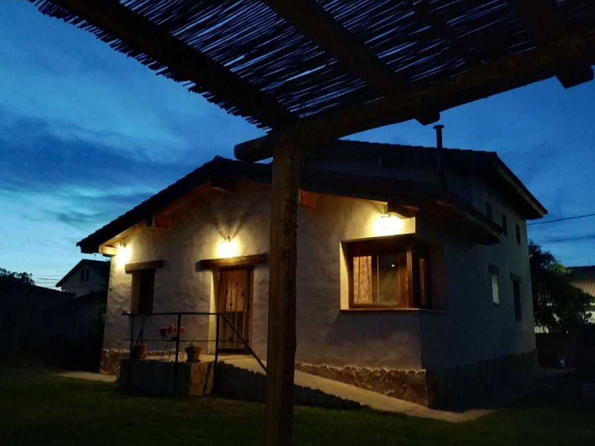 La Casa Del Cartero Pablo Guest House Saldana de Ayllon Eksteriør bilde