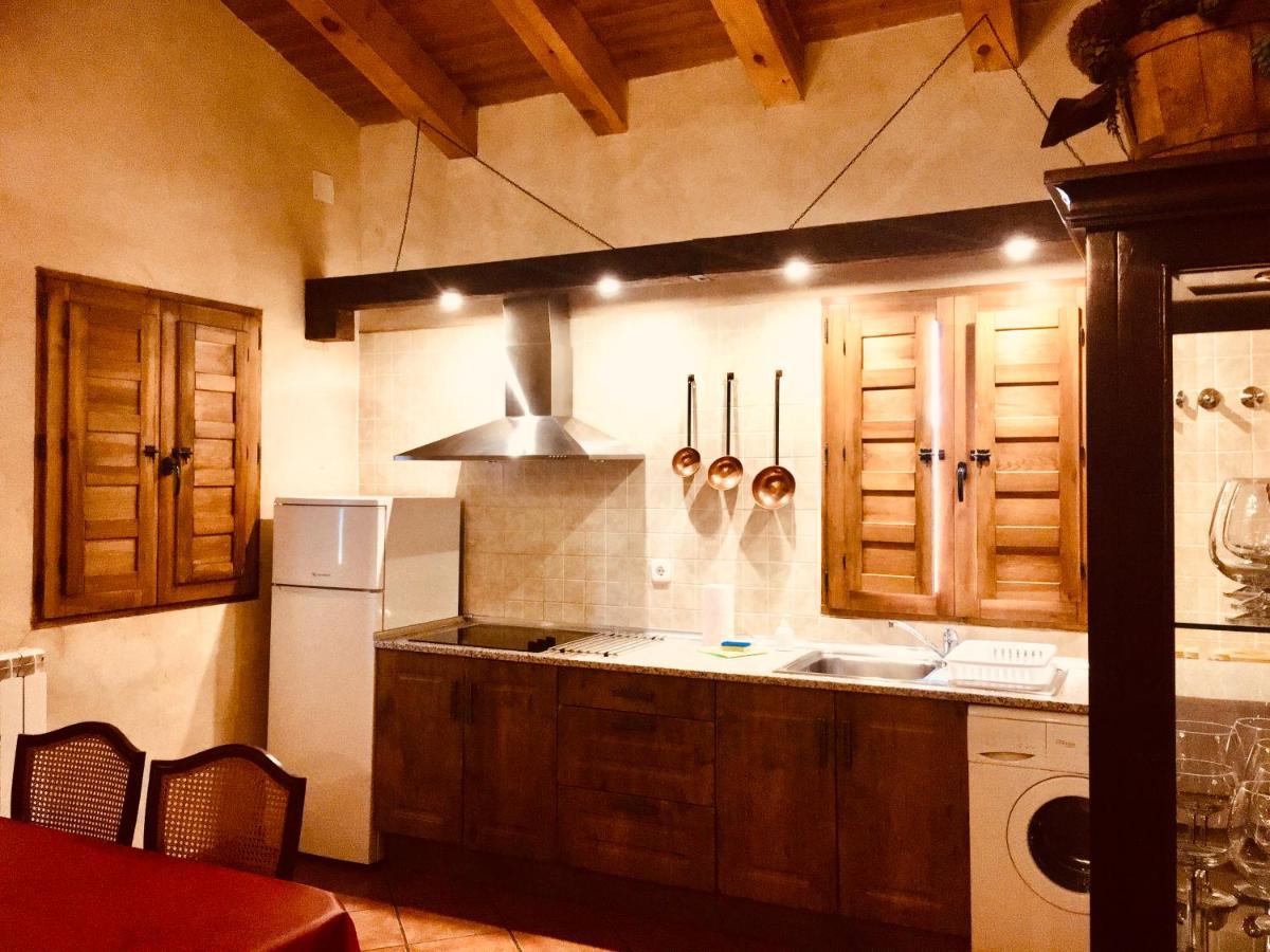 La Casa Del Cartero Pablo Guest House Saldana de Ayllon Eksteriør bilde