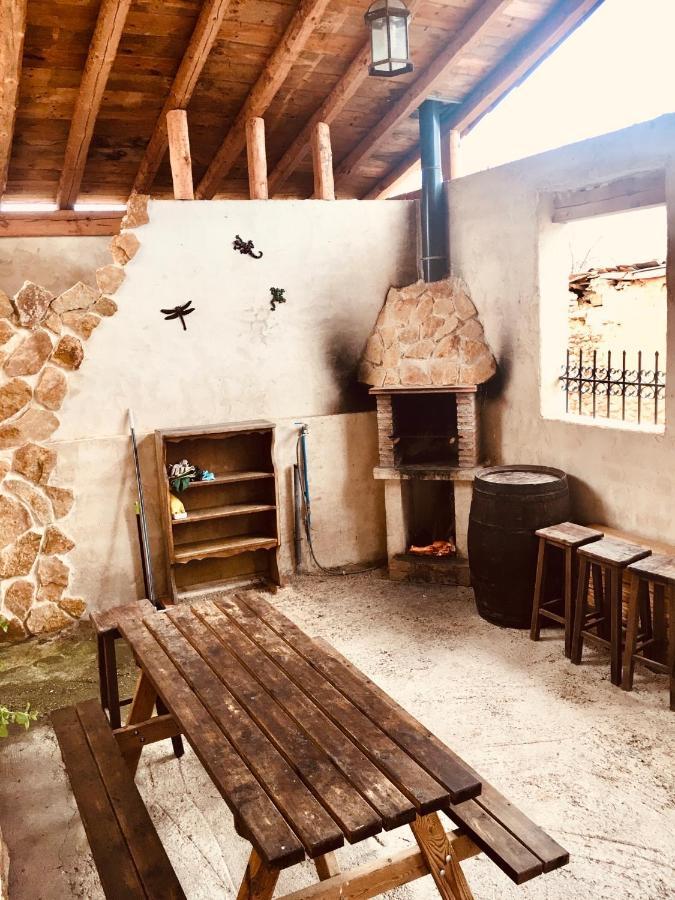 La Casa Del Cartero Pablo Guest House Saldana de Ayllon Eksteriør bilde
